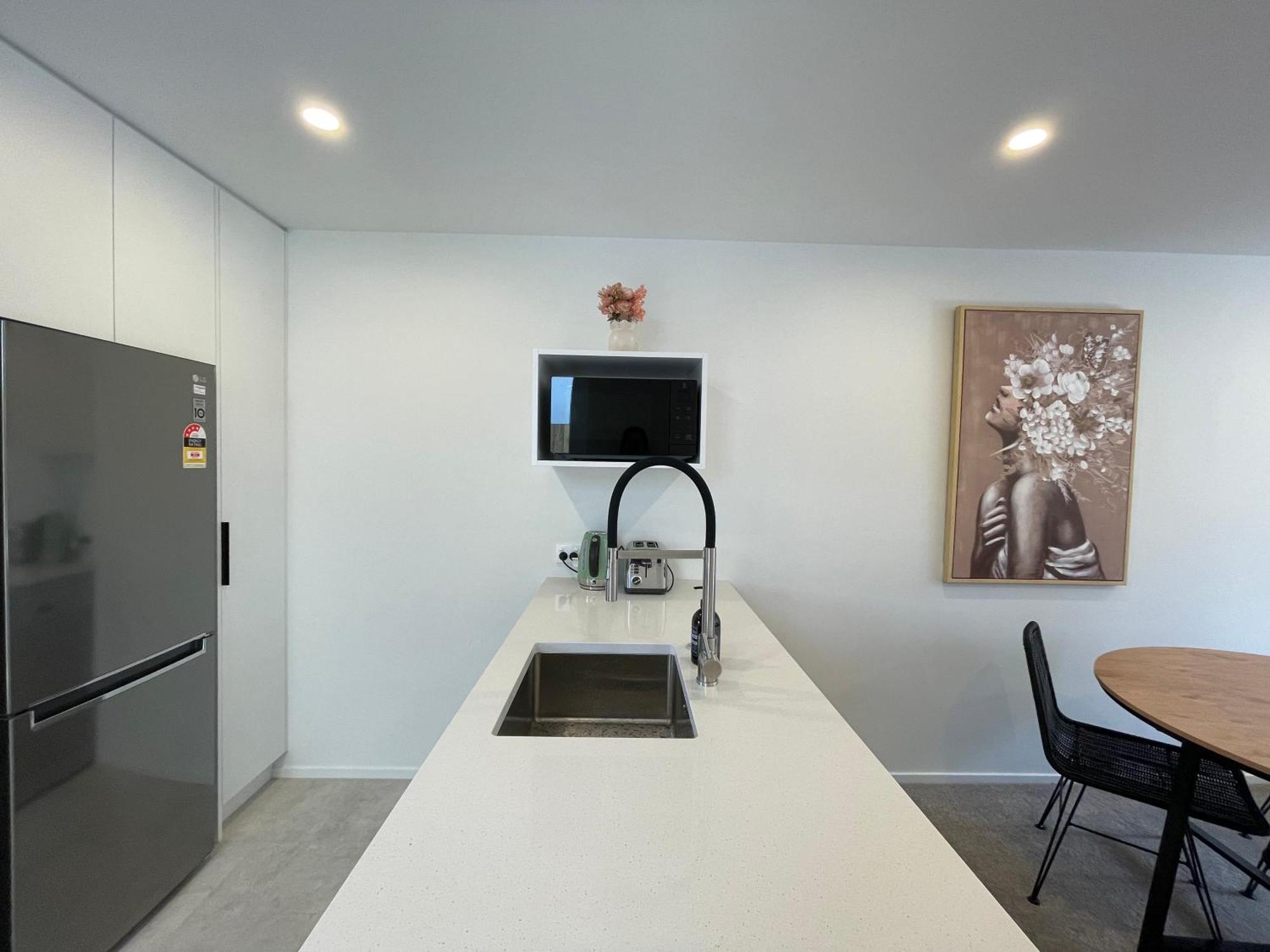 Luxury 2 Bedroom Townhouse Opposite Merivale Mall Christchurch Bagian luar foto