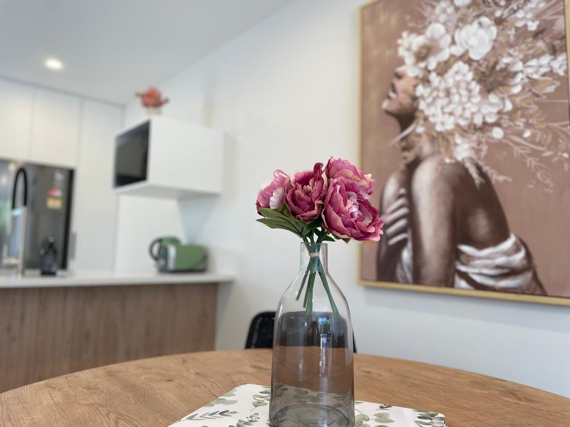 Luxury 2 Bedroom Townhouse Opposite Merivale Mall Christchurch Bagian luar foto
