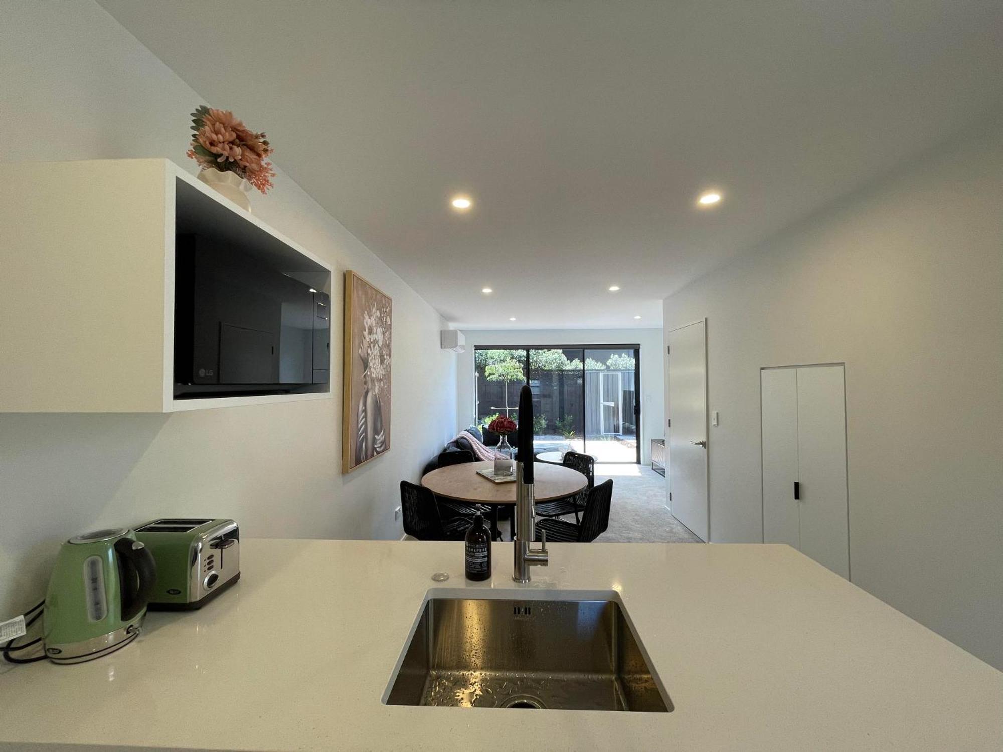 Luxury 2 Bedroom Townhouse Opposite Merivale Mall Christchurch Bagian luar foto